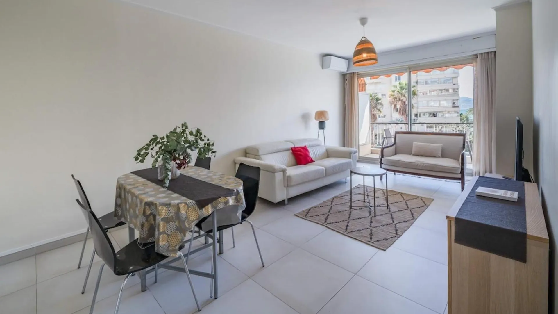 Lovely One Bedroom Close To The Croisette 칸느